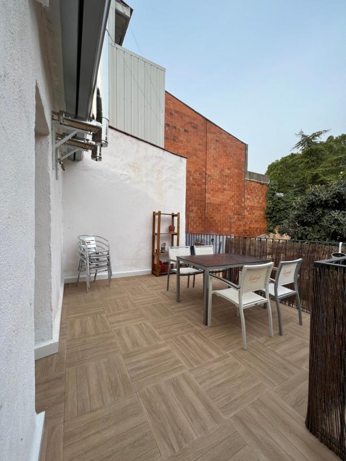 Alojamiento Con Encanto En Planta Superior Ideal Para Trabajo Y Escapadas Familiares En Montserrat Esparraguera Exterior photo