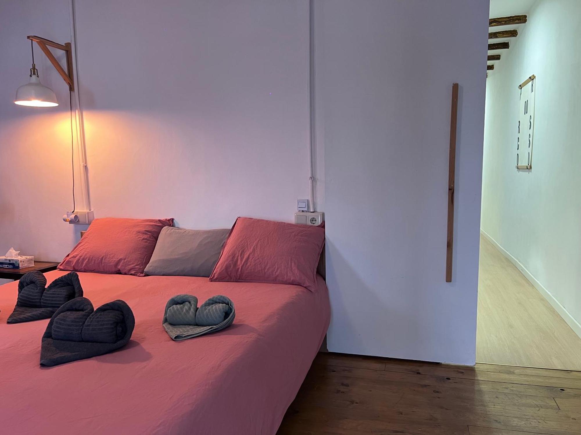 Alojamiento Con Encanto En Planta Superior Ideal Para Trabajo Y Escapadas Familiares En Montserrat Esparraguera Exterior photo